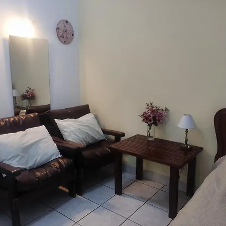 Suite Con Entrada Independiente 1 Dormitorio 1 Sala De Estar Rivera Exterior photo
